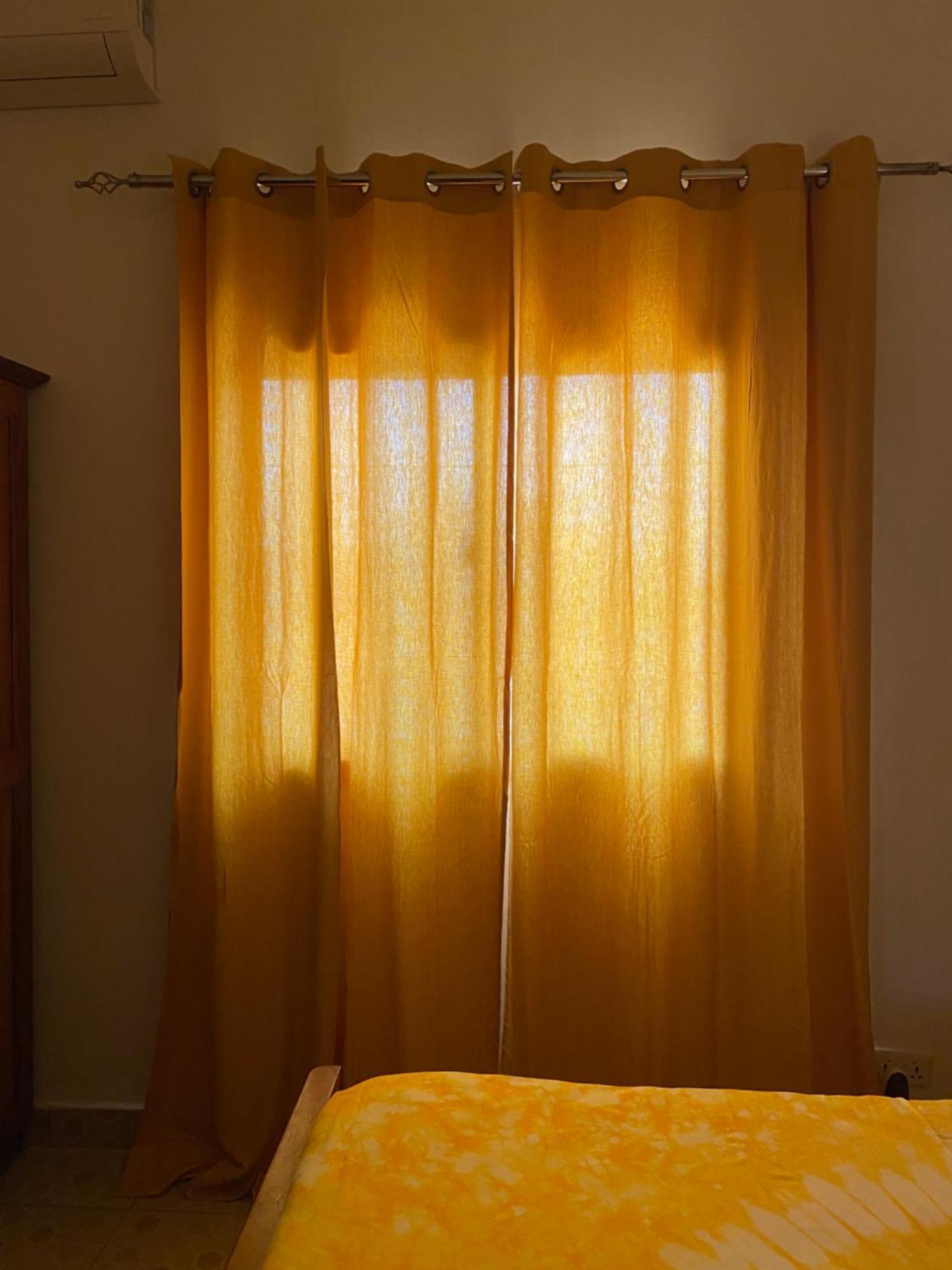 ホテル Dabo House Brufut エクステリア 写真